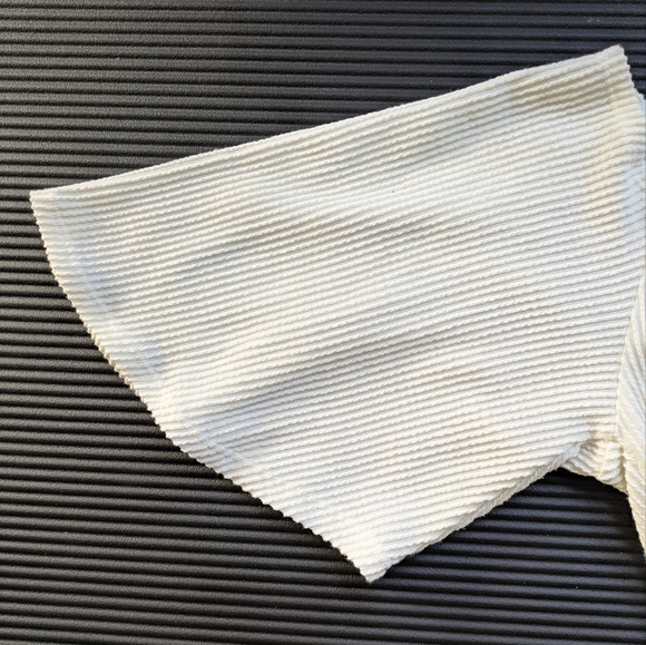 Urban Outfitters OU Tie-Front Crop Flutter Bell Sleeve Top White Boho Size Xs - Picture 5 of 8